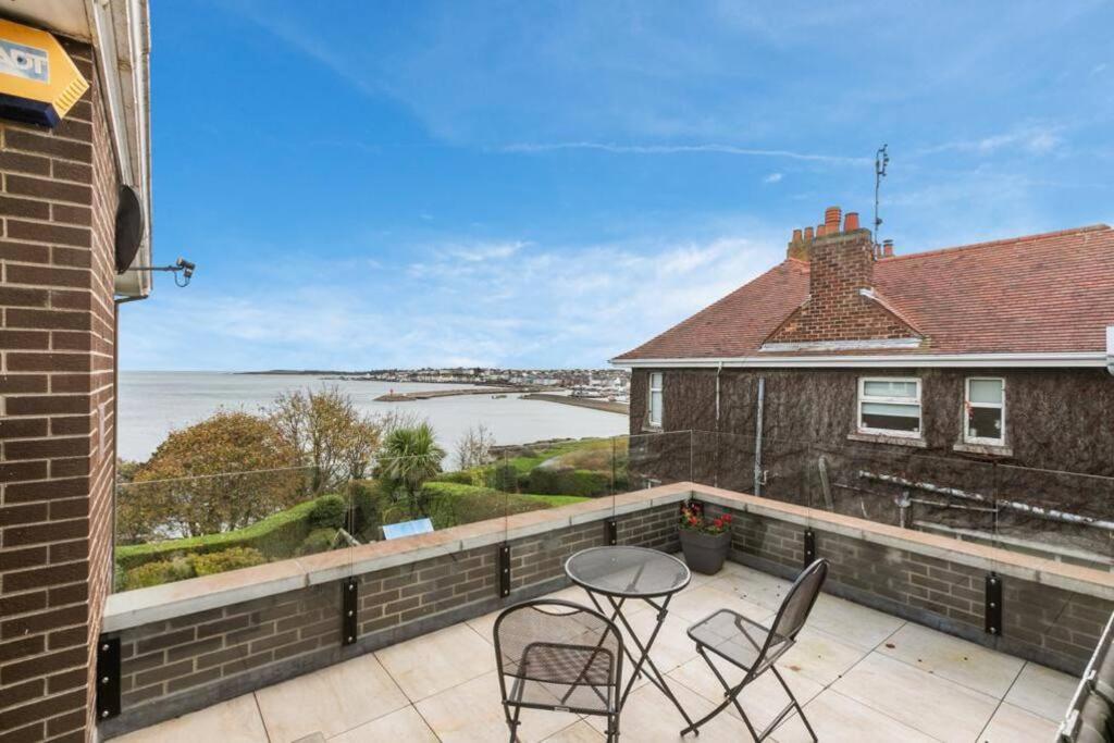 בנגור Skippingstone Beach Loft With Amazing Sea Views מראה חיצוני תמונה